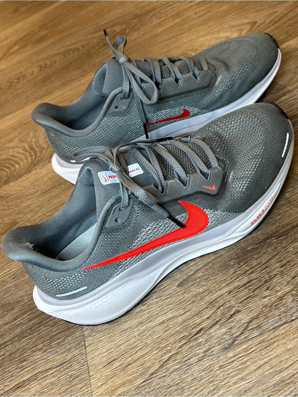 Nike Air Zoom Pegasus 41 Running Shoes- Cool Grey / Bright Crimson - Mens Size 9